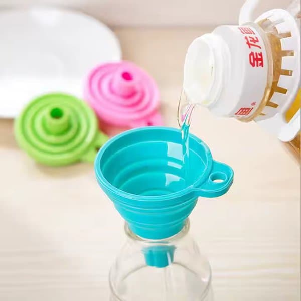 Mini Funil Retrátil de Silicone - ESCOLHA A COR!