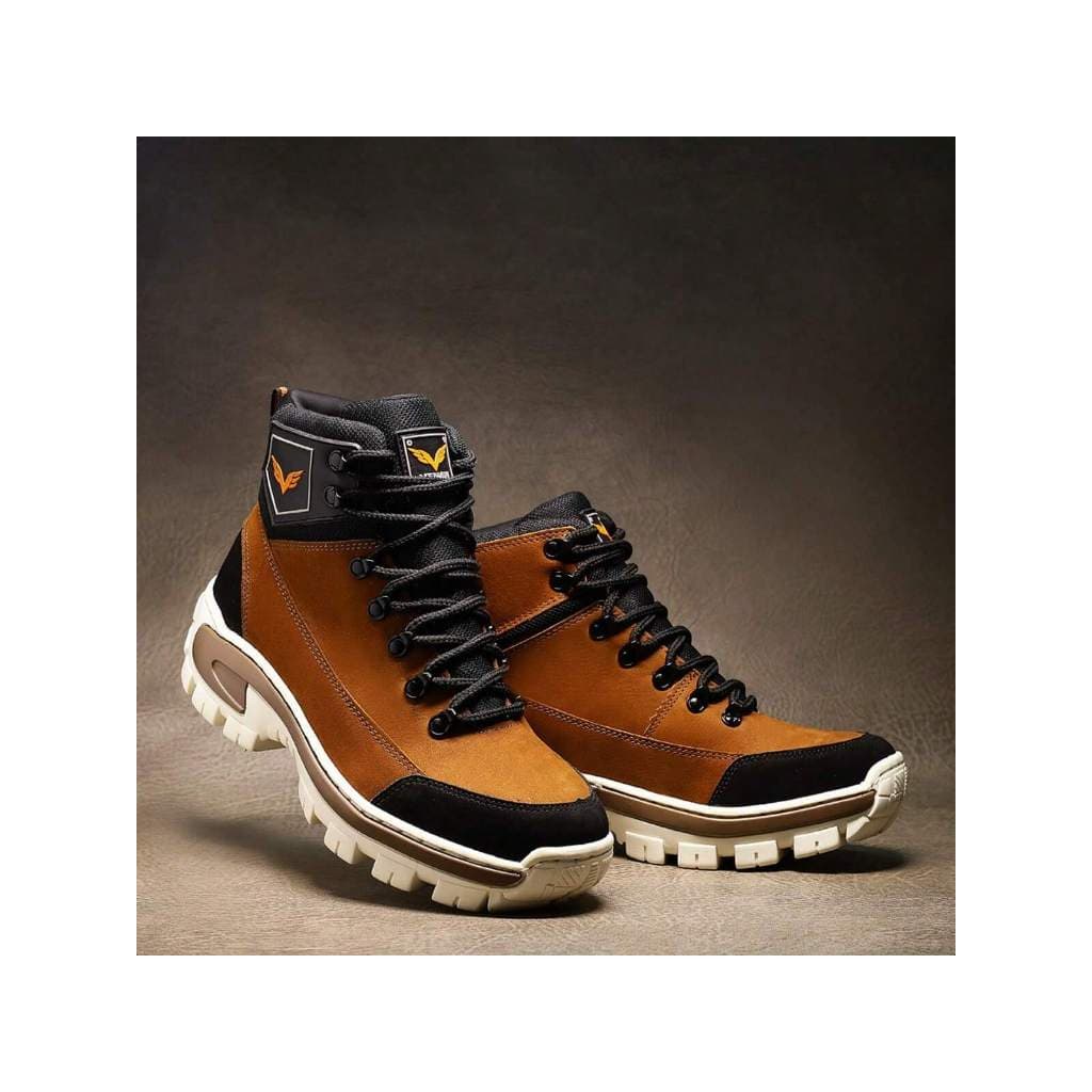 COTURNO MASCULINO TÊNIS ADVENTURE BOTA FEITA EM COURO LEGITIMO SOLADO LEVE MACIO TODO COSTURADO