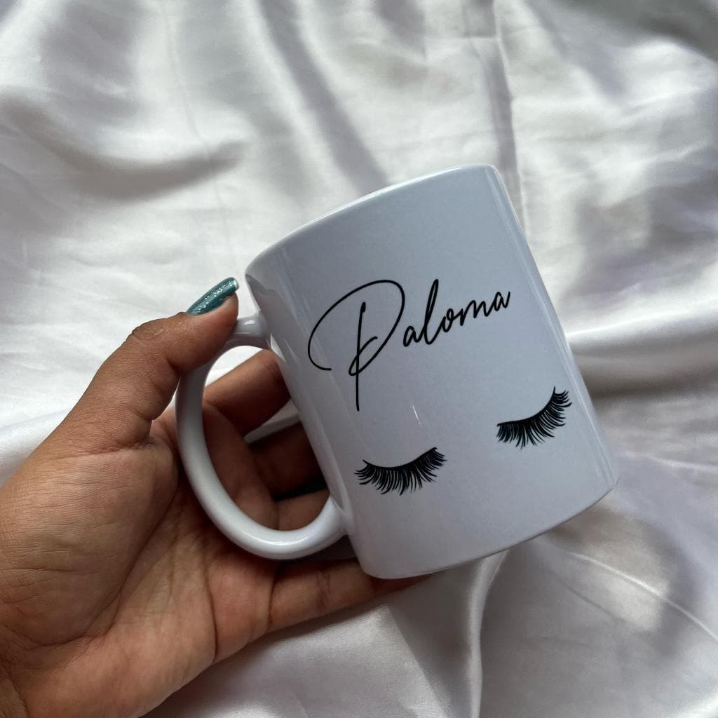 Caneca personalizada com nome para lash designer, cílios, extensão de cílios, presente.