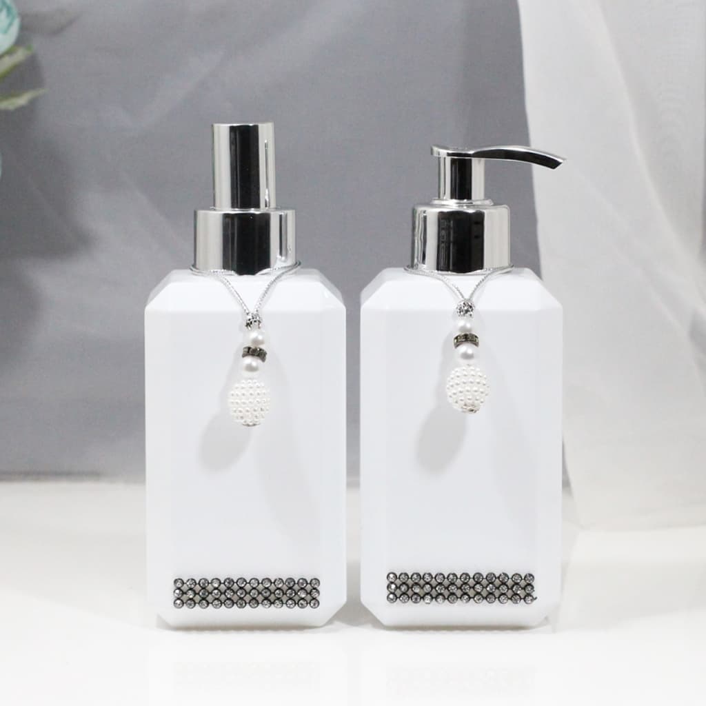 Kit Porta Sabonete Branco Frasco Home Spray Pulverizador