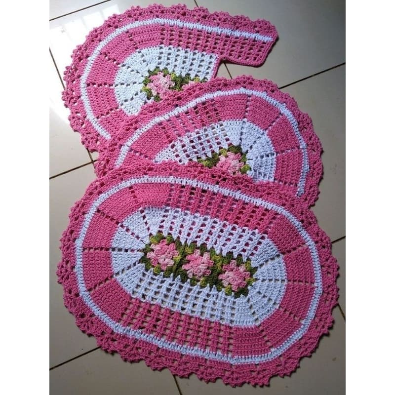 Jogo de Banheiro Floral em Crochê 03 peças Alta Qualidade Decoração Moda Casa