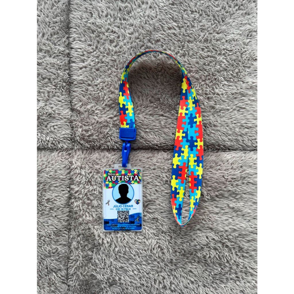 Crachá Autismo Kit Crachá + Porta-crachá + Cordão Personalizado QUEBRA-CABEÇA