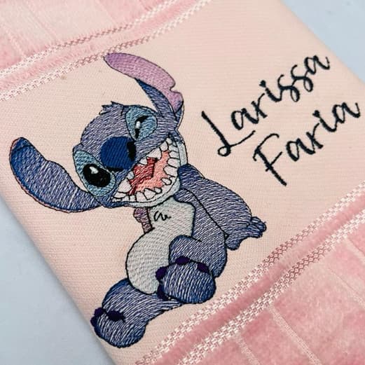 Toalha Bordada Personalizada Stitch Li