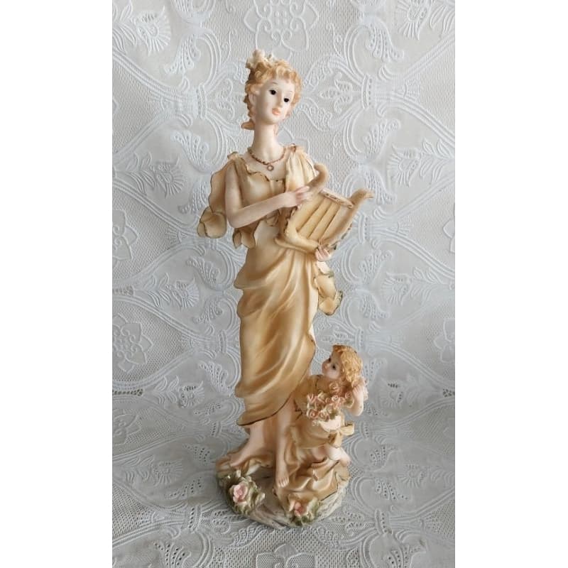 Belíssima Dama Com Harpa Em Resina Italiana