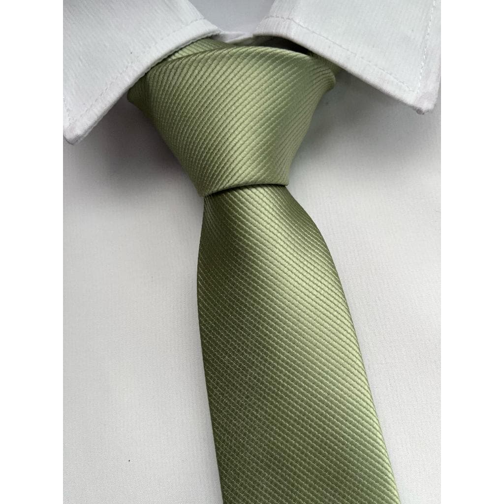 Gravata Slim Verde Oliva Claro