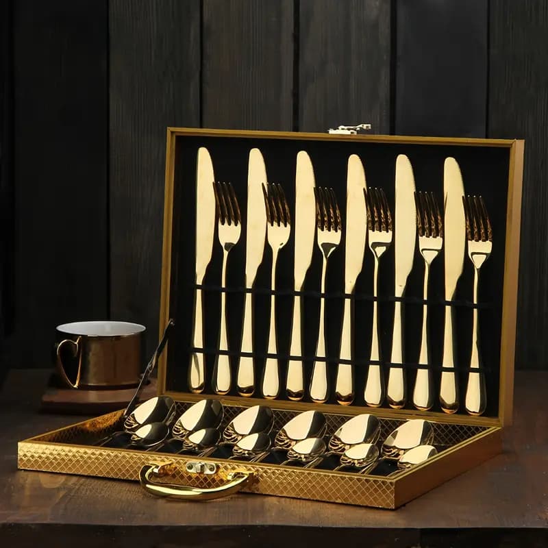 Kit Faqueiro Talheres Com Maleta 24 Peças Em Inox C/ Dourado