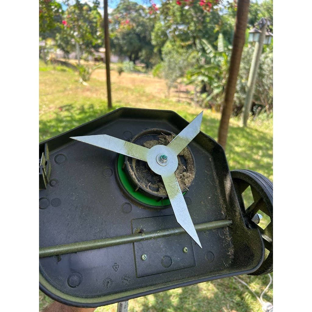 Lamina, faca 3 pontas para aparadores de grama eletricos