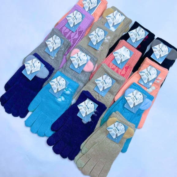 Kit/2 Pares De Luvas Inverno Pelúcia Menina/Menino Com Toque De Tela De 12 A 14 Anos