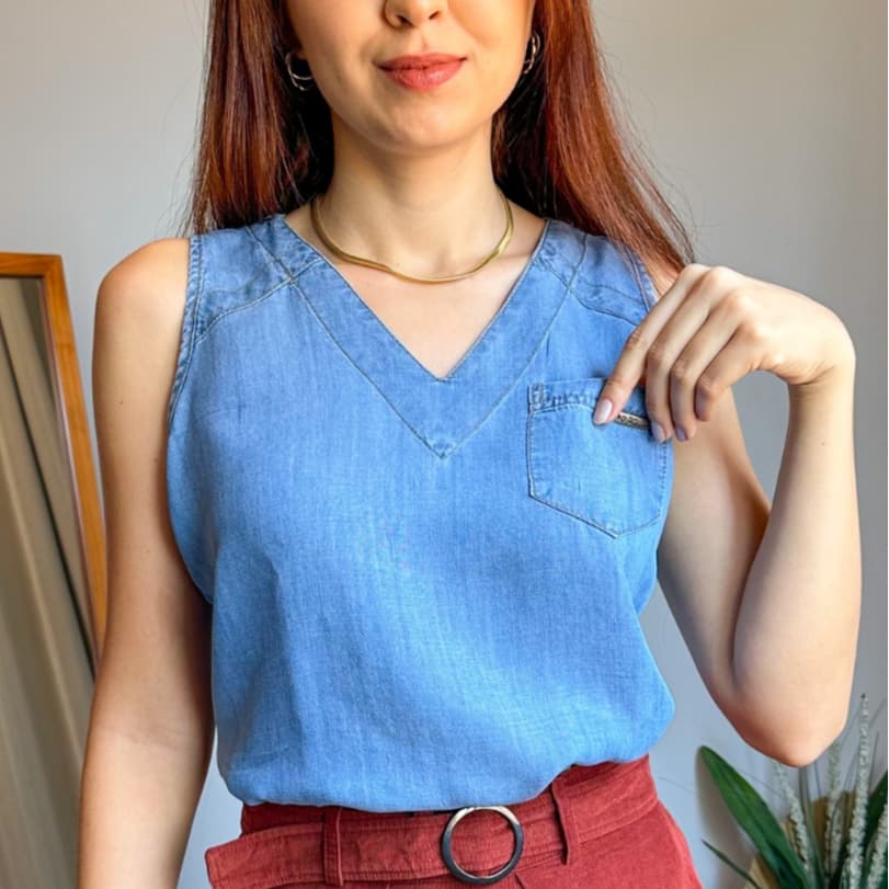 Regata feminina jeans gola V com bolso verão