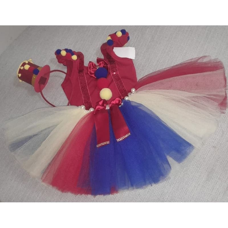 Fantasia circo vermelho