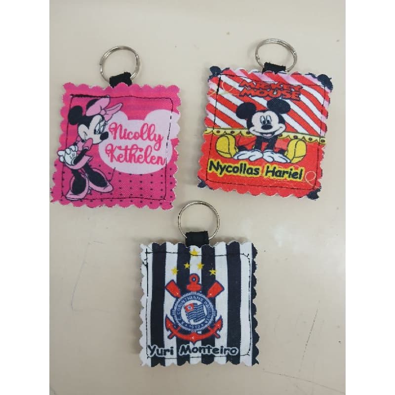 Chaveiro personalizado com tema a sua escolha