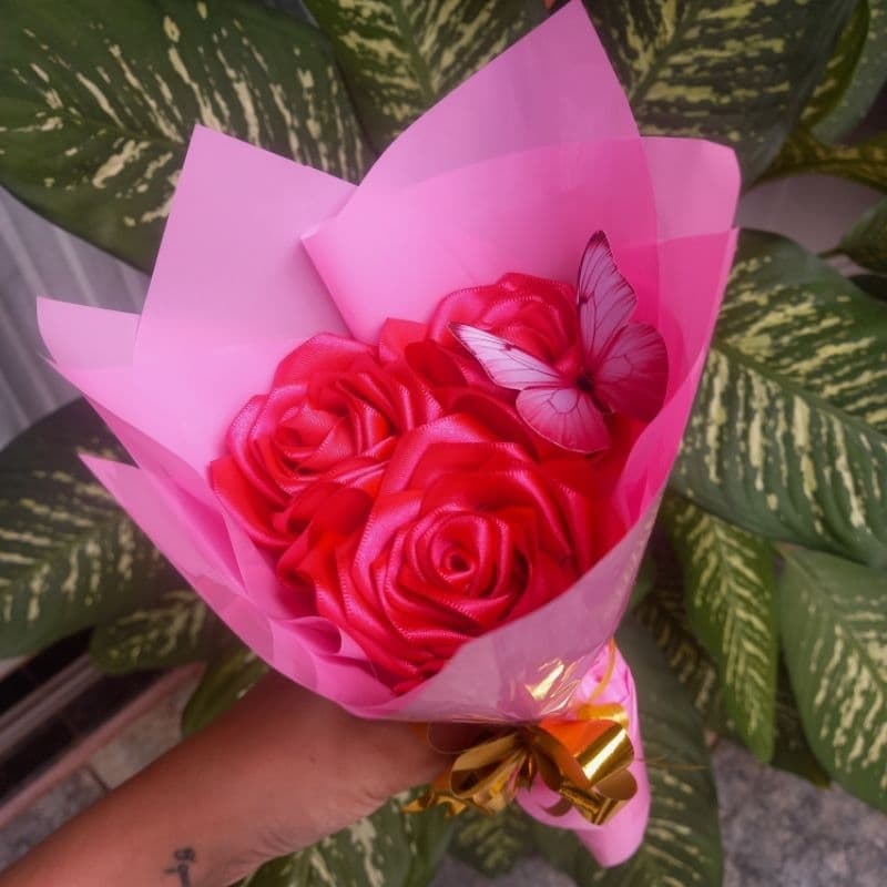 Buquê 3 Rosas de Cetim | Buquê de Flores | ESCOLHA A COR