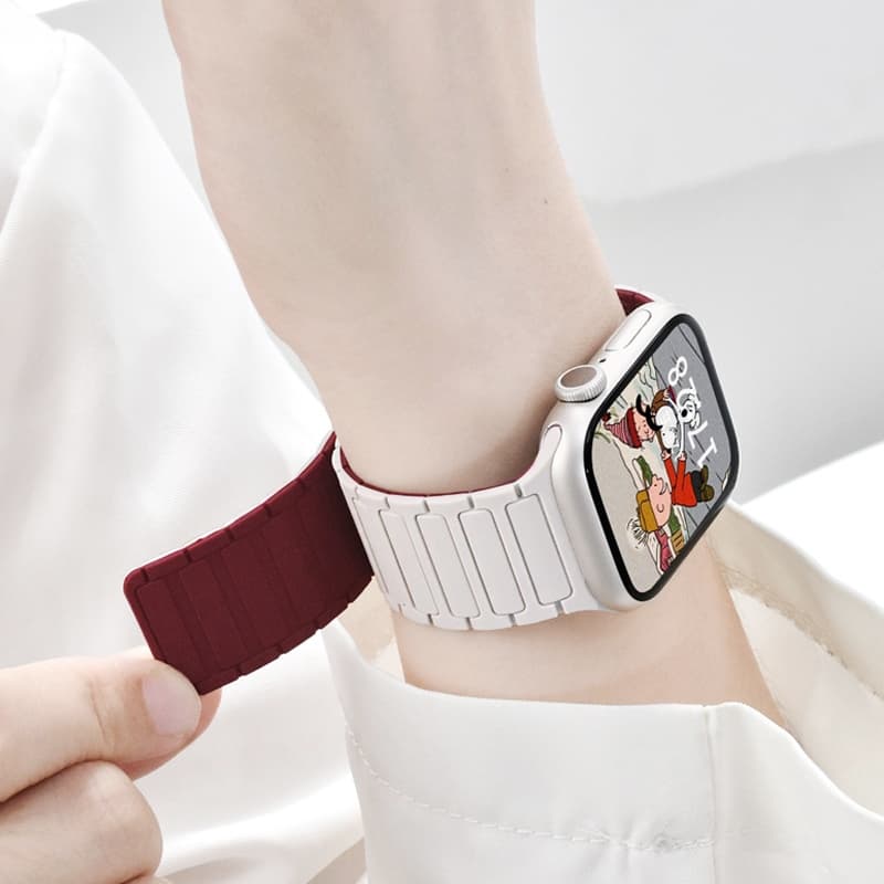 Pulseira Duo-Tone Magnética Silicone Para Apple Watch 44mm 40mm 41mm 38mm 45mm S11 42mm 46mm 49mm Ultra iWatch