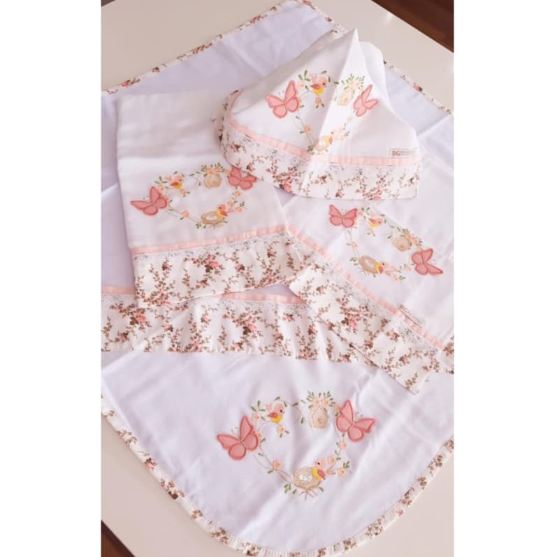 Kit Maternidade Bordado Personalizado  Fralda Passeio Fralda de boca  Toalha de Banho e Cueiro