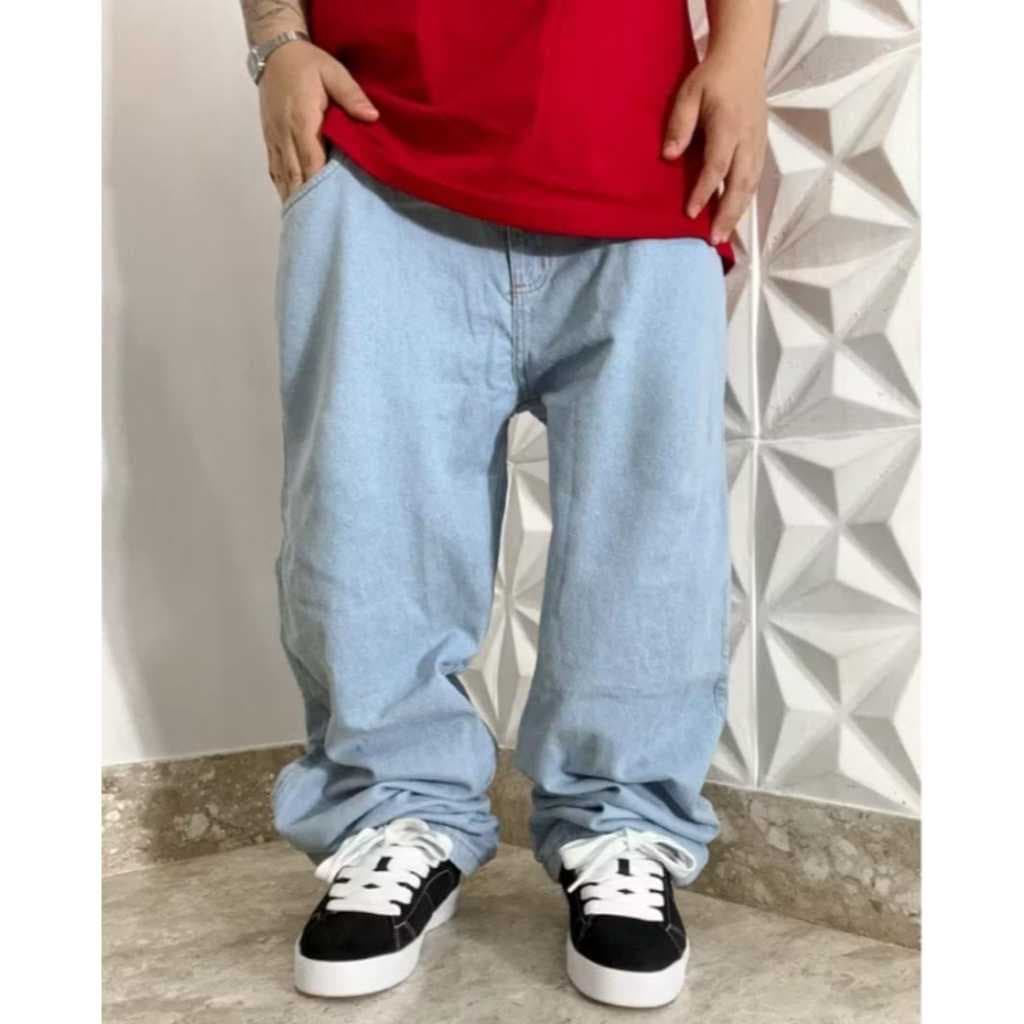 calça baggy jeans clara streetwear possui cordão na cintura pra regulagem