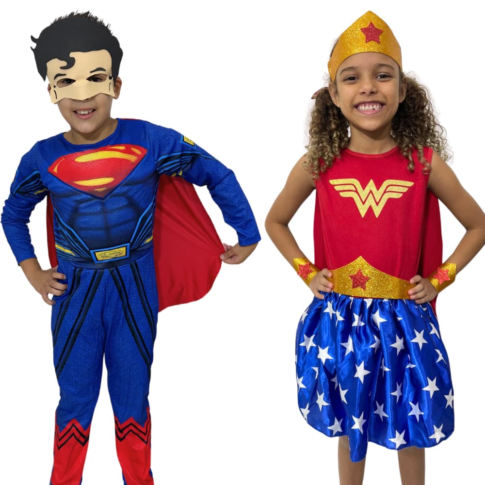 Combo Fantasia Infantil do Superman Longa e da Mulher Maravilha Com Acessórios
