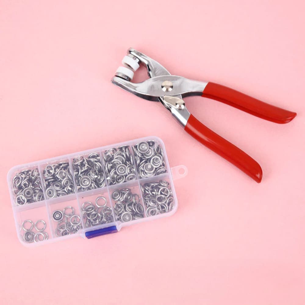 Kit de Alicate Aplicador Para Botão De Metal De Pressão Roupa Bebe C/ 150 botões de roupas