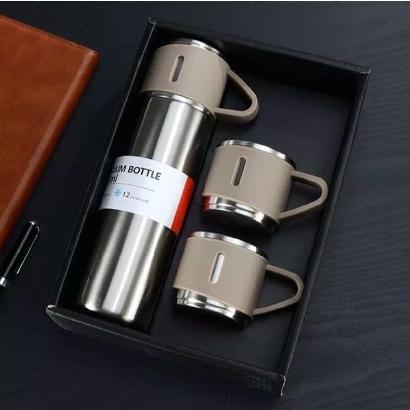 Garrafa Térmica Vacuum + 3 Xícaras Kit Café Em Inox Com Copo 500ml Água Café Chá Caneca Frio