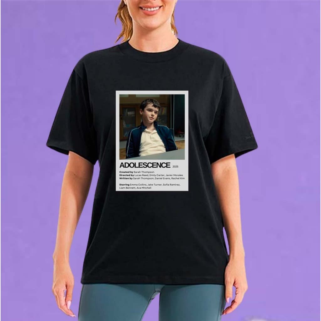 Camiseta preta algodão série adolecente