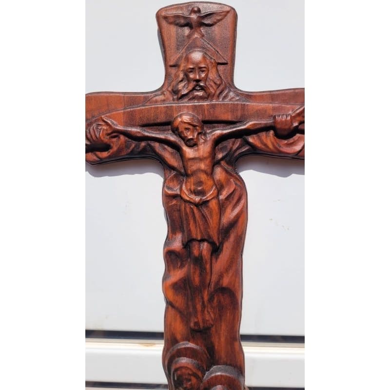 CRUCIFIXO PARA PAREDE EM MADEIRA