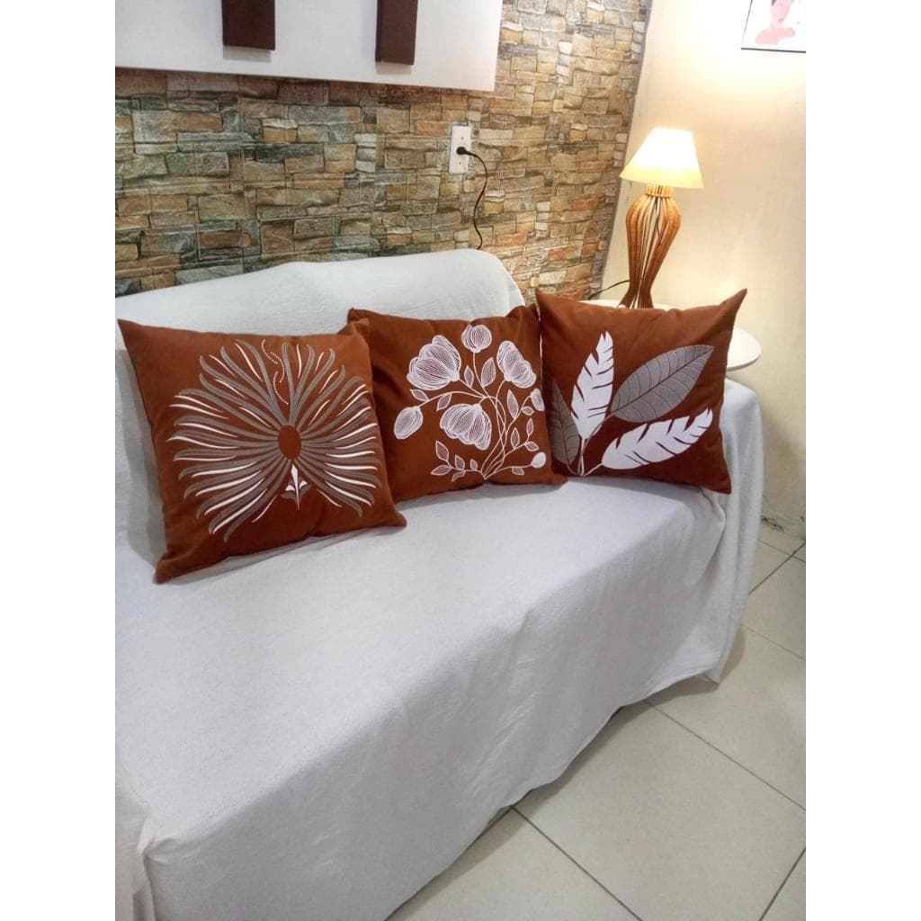 Kit 3 Capa de Almofada Decorativa Suede Estampada *Oferta