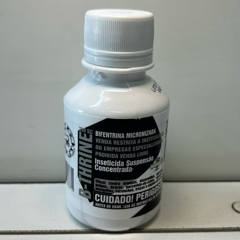 B-thrine 250sc 100ml Dipil - eficaz contra escorpião aranha pulga barata moscas mosquito cupim percevejo (lançamento)