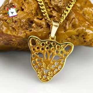Colar Feminino Choker com Pingente de Onça - Banhado a Ouro 18K e Hipoalergênico