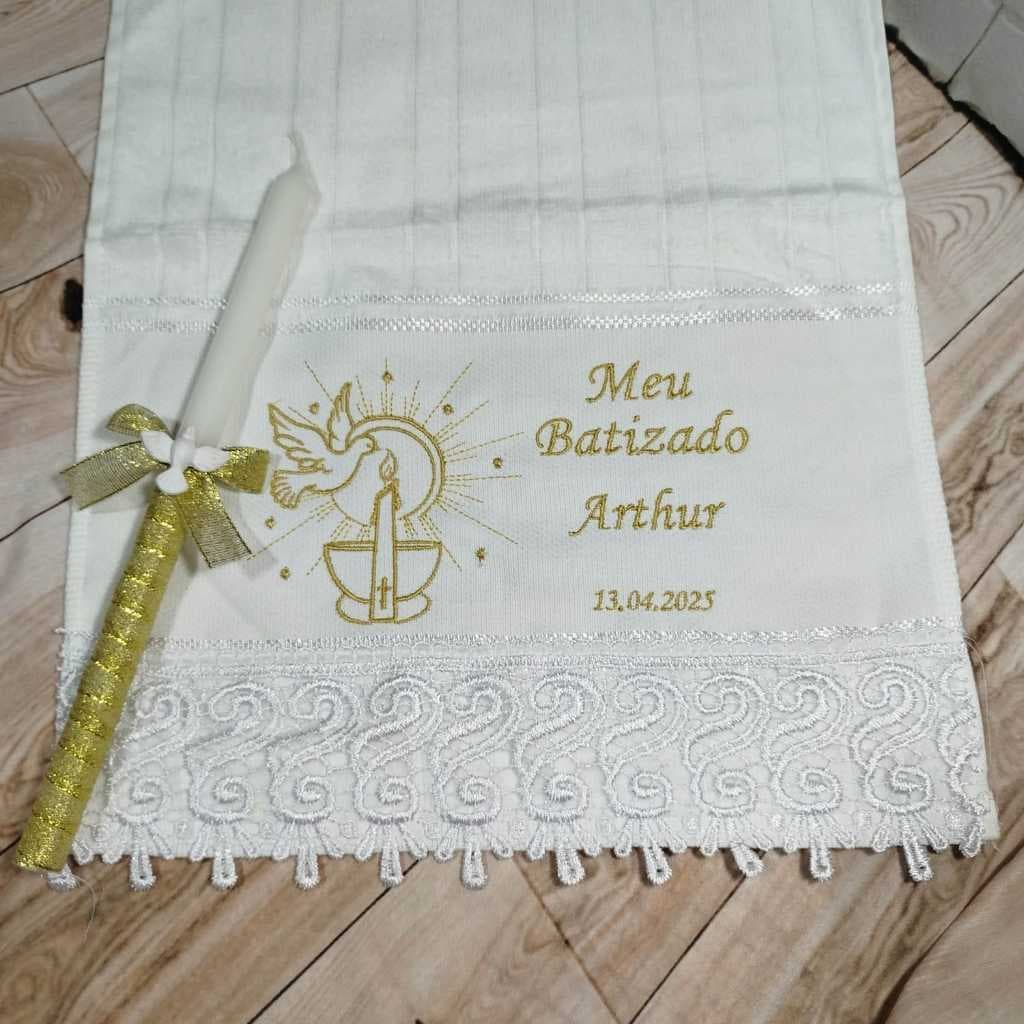Kit Toalha para batizado batismo e vela personalizada