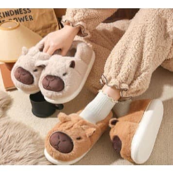 Chinelo Capivara De Pelúcia Confortável Antiderrapante Quentinho Pantufa De Pelúcia Kapibara Infantil