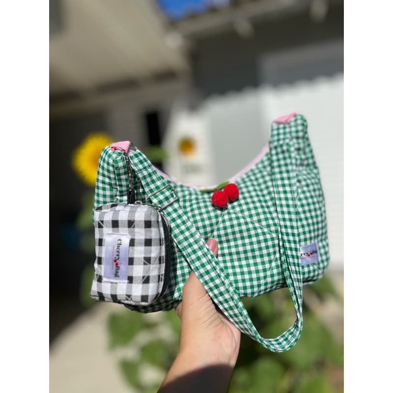 Bolsa Meia Lua - Xadrez Verde e Branco