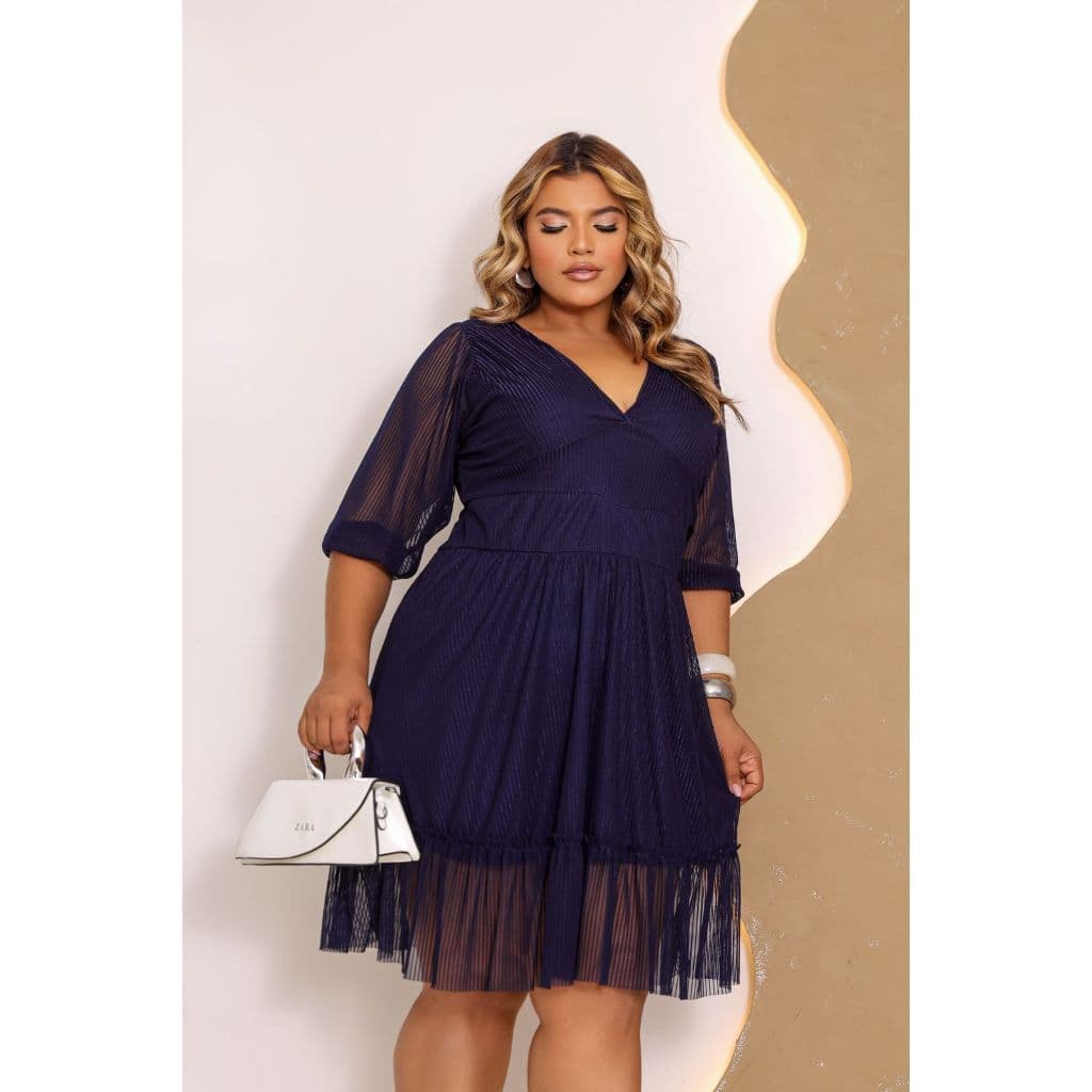 Vestido Tule Listrado, Plus Size, Tamanho Único Veste do 48 ao 52.