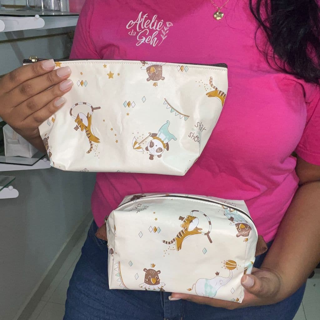 KIT mamãe e bebê 2 necessaires, PRONTA ENTREGA, sintético com forro.