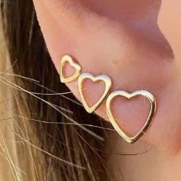 Trio de Brincos Semijoia Coração Folheado a Ouro  18 k Dourado Premium Luxo