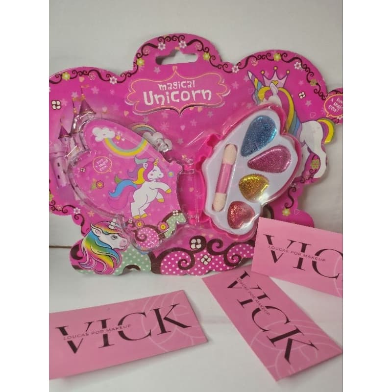 kit de maquiagem infantil com sombra borboleta.