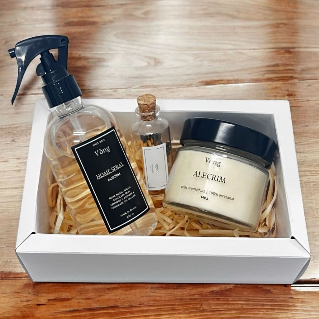 Kit Presente Vela Aromática e Home Spray Alecrim Presente Vòng