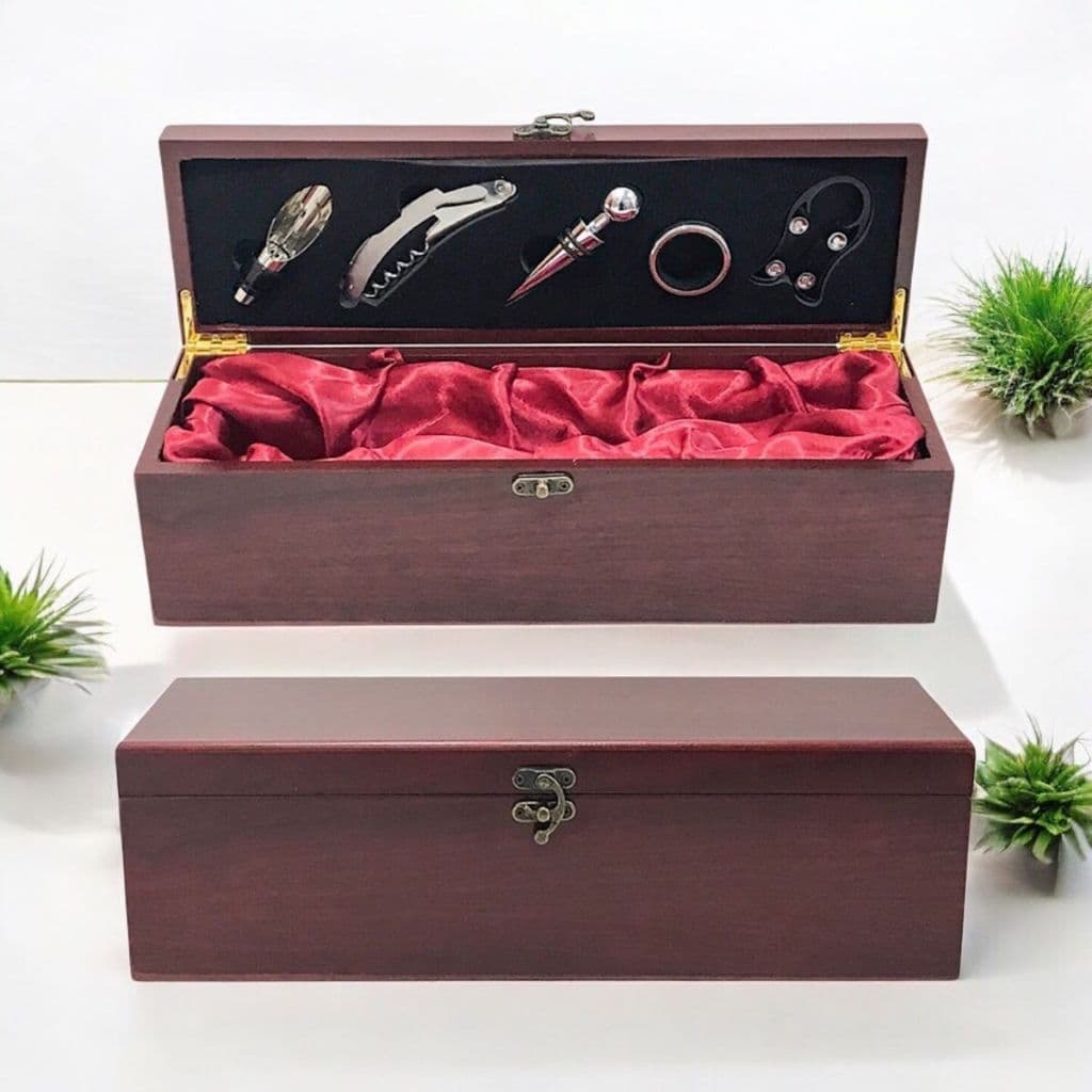 Kit Porta Vinho Luxo 5 Acessórios Metal E Caixa De Madeira