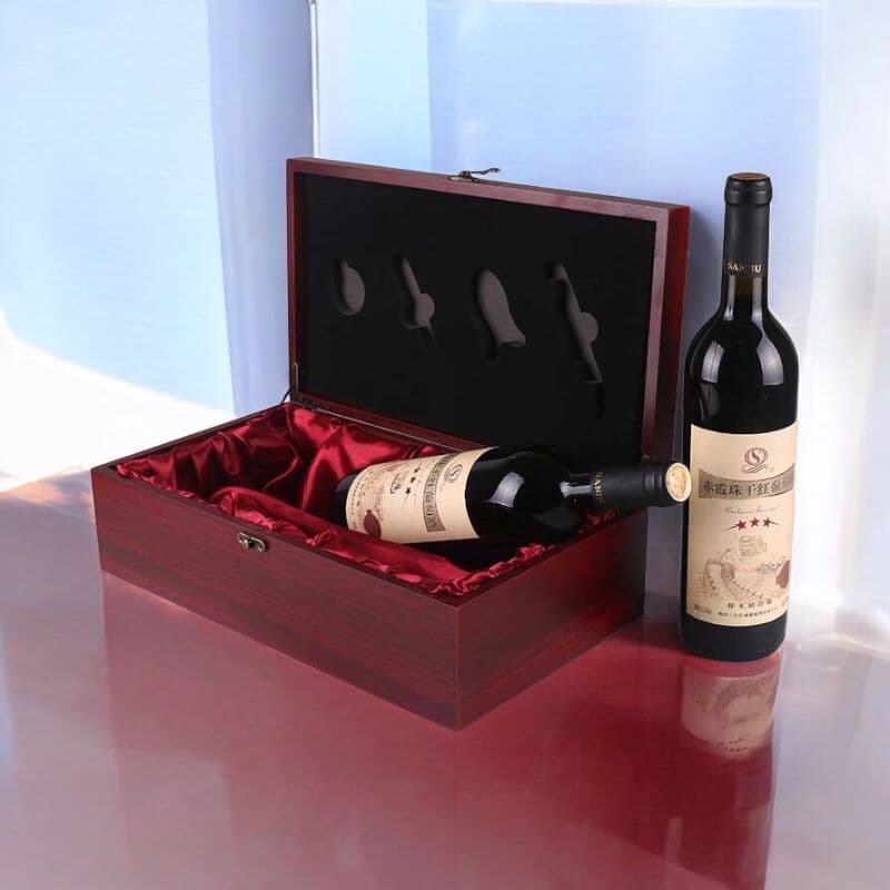 Kit Porta Vinho Luxo 4 Acessórios Metal E Caixa De Madeira Para 2 Vinhos
