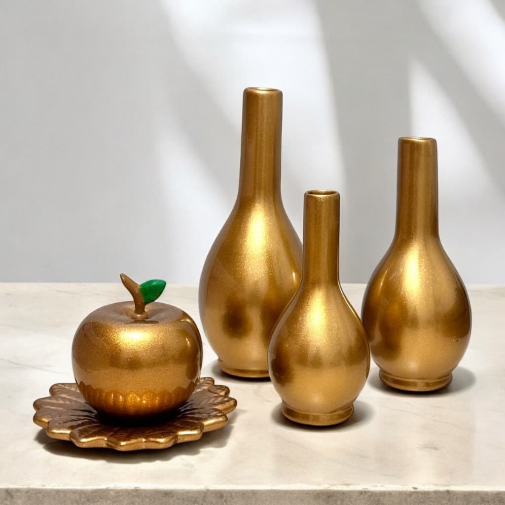 Kit Enfeite Maça e Vasos Dourado Cerâmica Decoração Presente Casa Mesa Aparador