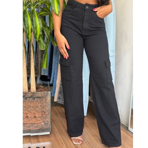 5068-calça jeans wideleg cargo preta feminina