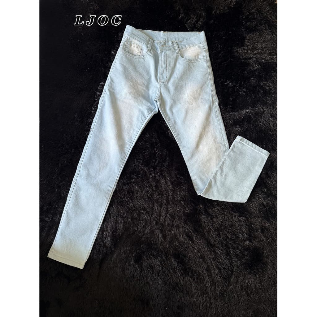 Calça Jeans Masculina Lavagem Azul Escuro Média  Clara   Modelo Básico
