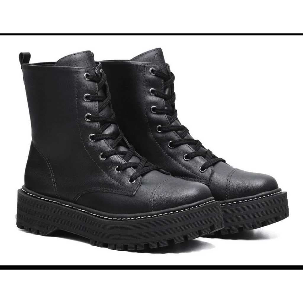 Bota Coturno Feminina Tratorada Plataforma Blogueira Cano Curto Confortável