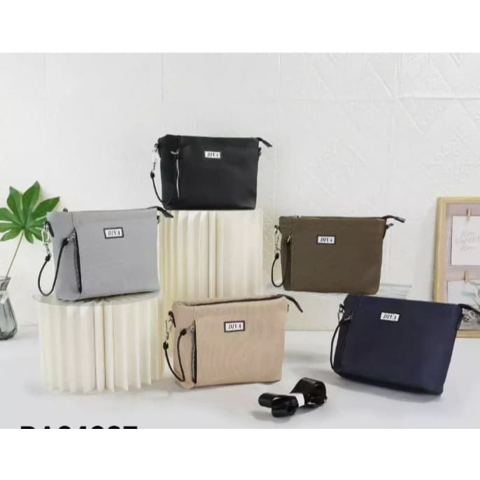 Bolsa Feminina Impermeável Com Alça Transversal Grande Casual
