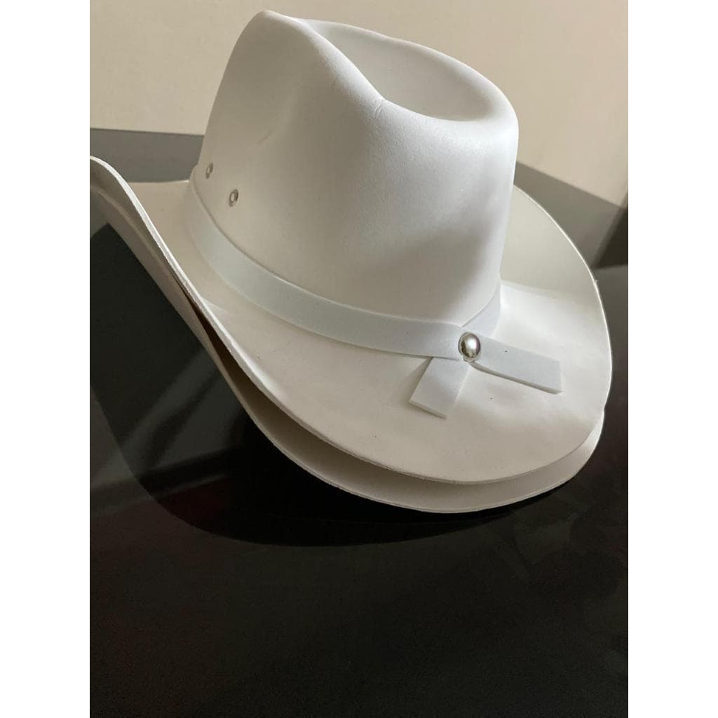 3 CHAPÉUS BRANCO COWBOY BARRETOS FESTA JUNINA JULINA ARRIA CAIPIRA -  EM EVA  ATENÇAO NA DESCRIÇÃO