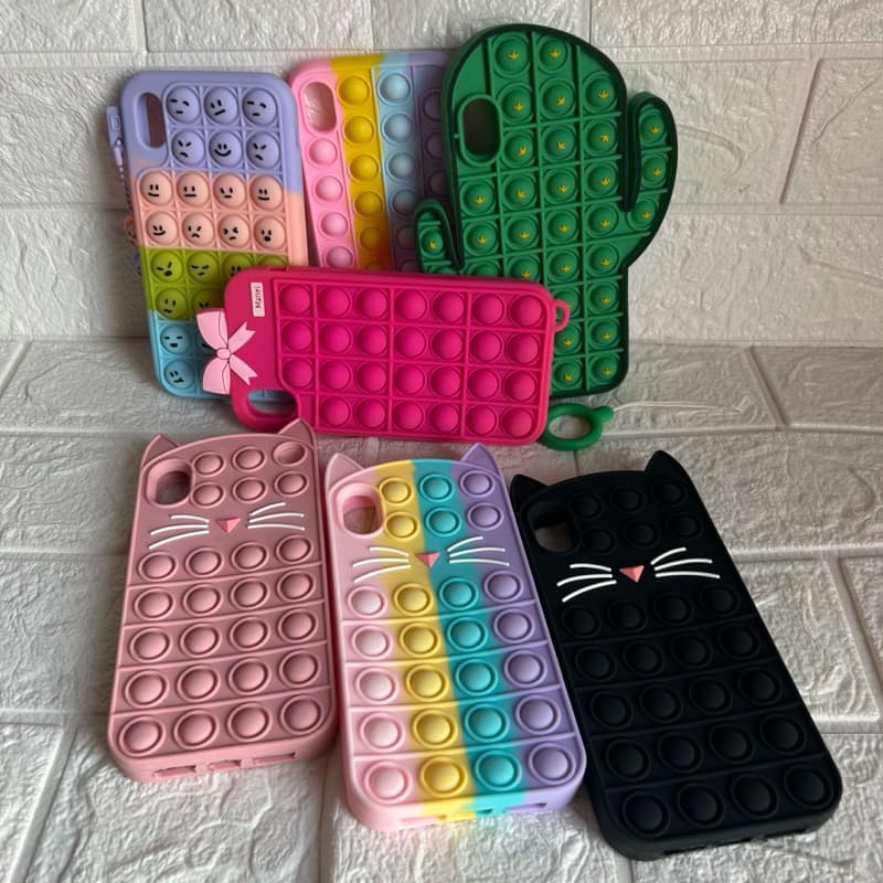 capa para celular iPhone XR silicone diversas