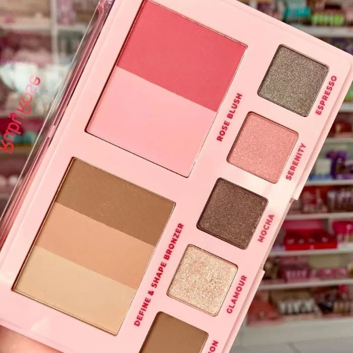 Paleta de bronzer, blush e sombra All In One - Ruby Rose