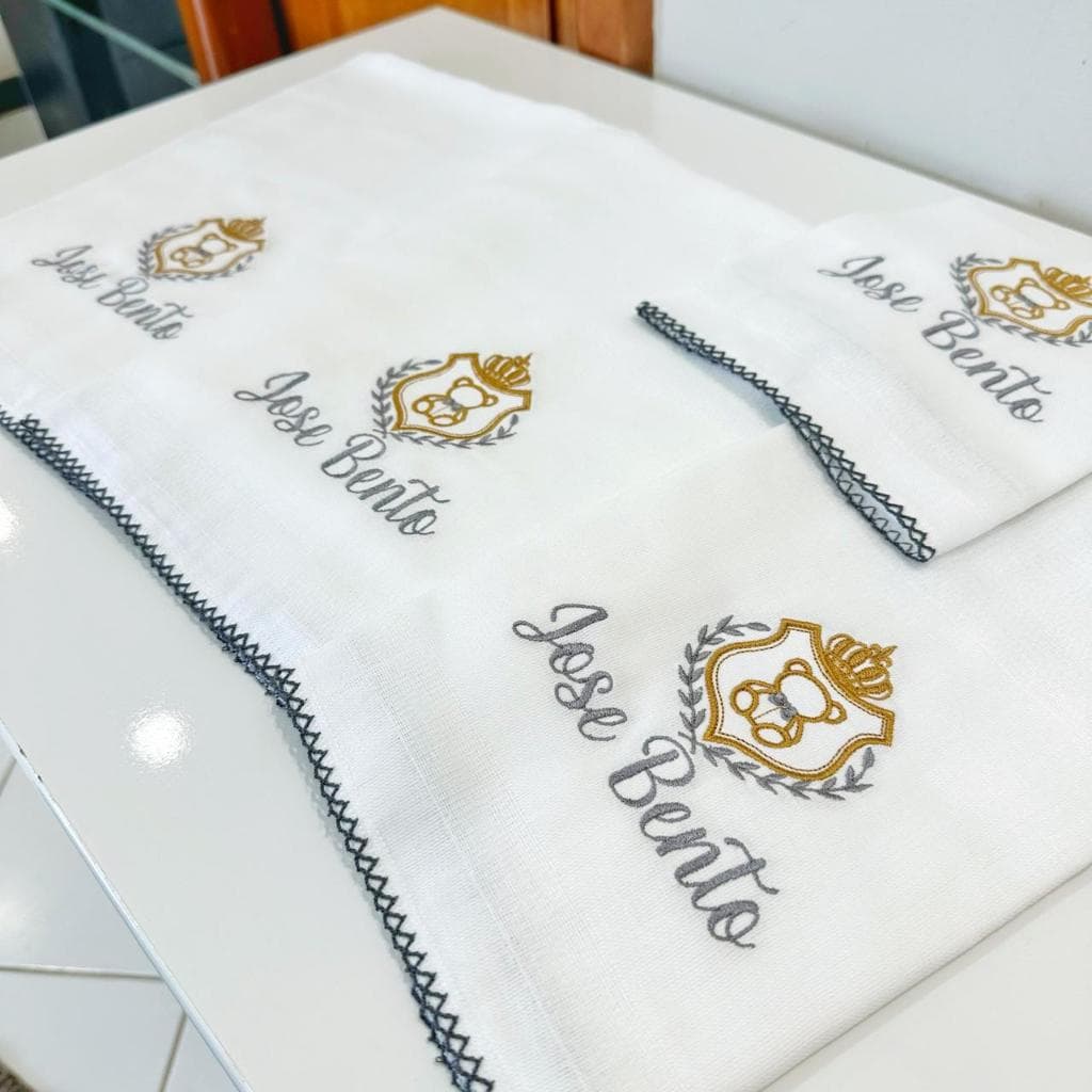 Toalha de banho fralda, cueiro/fralda passeio, ombro e boca personalizado com nome