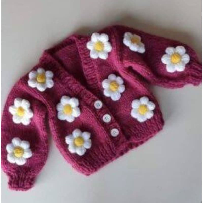 conjunto infantil feito a mão em croche cm 3 peças. casaco saia faixa ou touca super estiloso bebês RN ao 6anos