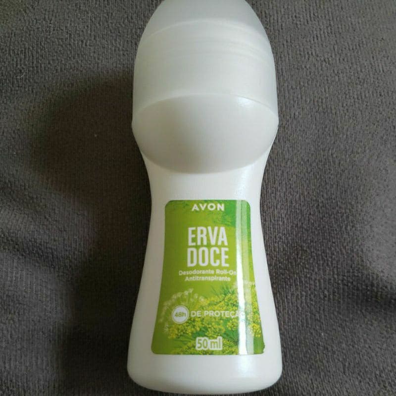 Desodorante Roll-On Avon Erva Doce 50ml Antitranspirante Proteção 48h