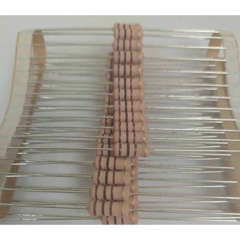 10 X RESISTOR METALFILM 5% 100R 3W ( 100 OHMS 3W )