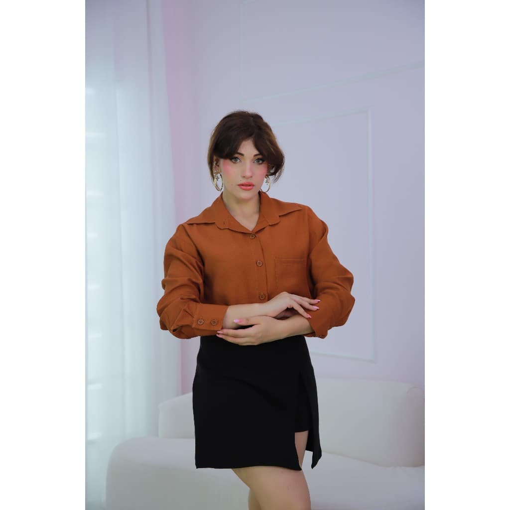 Camisa Social Manga longa de marrante  Botoes e bolso